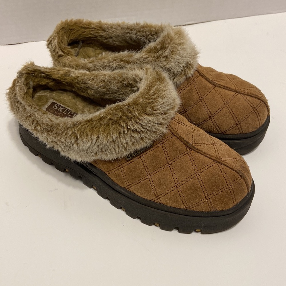 Sketchers Jammers Y2K Quilted leather suede Brown Fur Slides/Clogs - Size 8